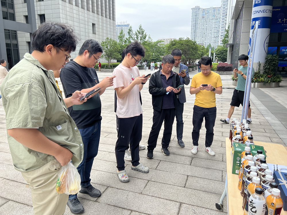 比分网——毫秒级同步全球赛场,进球瞬间即知即达